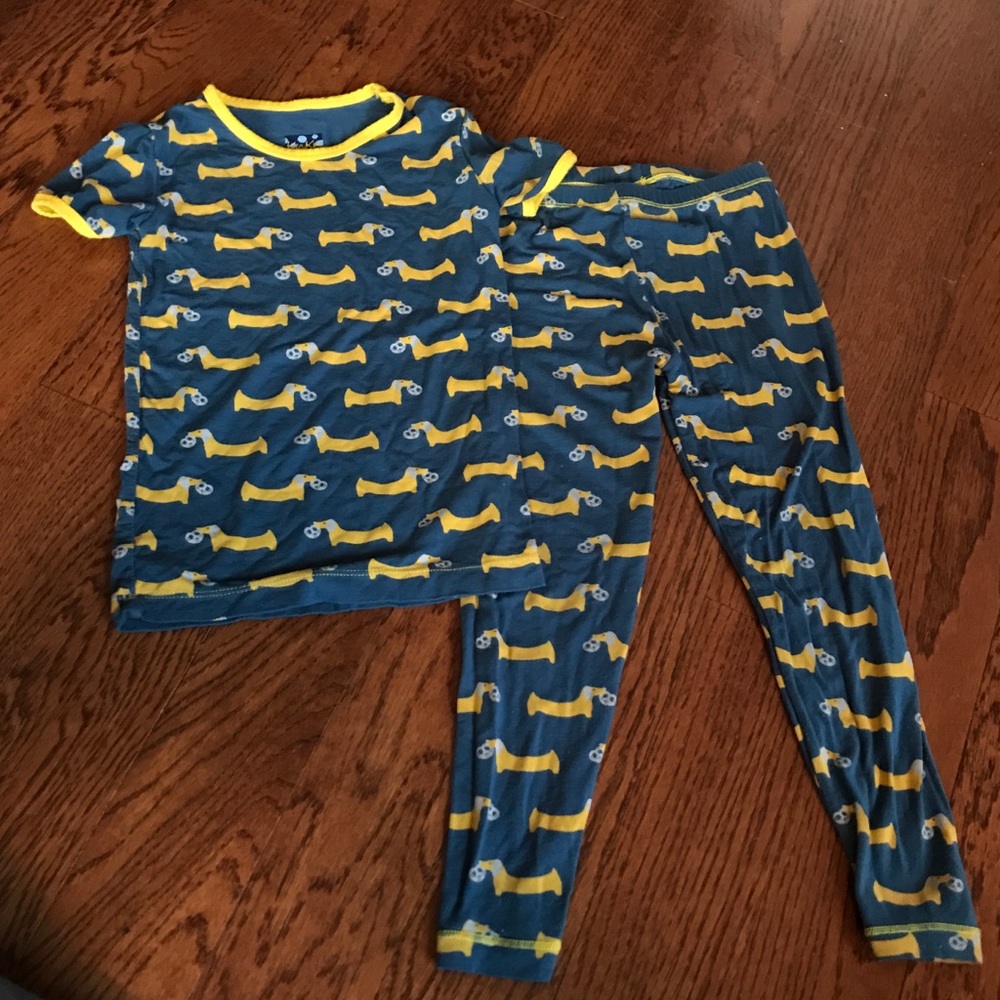 Kickee Pants blue and yellow dog two piece pj set